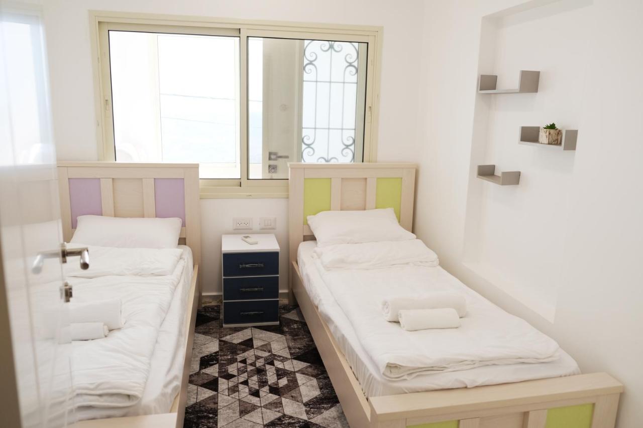 Sleepwell Suite Majdal Shams Esterno foto