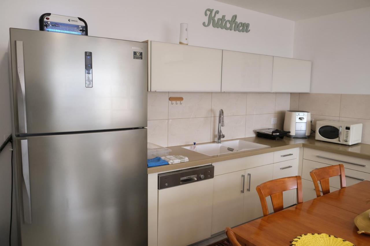 Sleepwell Suite Majdal Shams Esterno foto