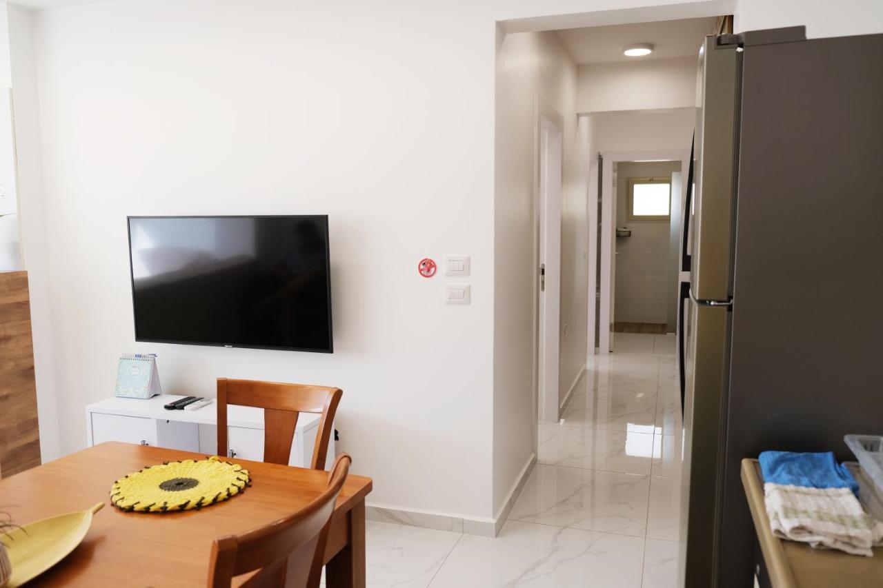 Sleepwell Suite Majdal Shams Esterno foto